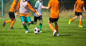 Futbol Okulu Seçim Rehberi: Başarı Hikayeleri ve Önemli İpuçları Futbol Okulların Kazandırdığı Fiziksel ve Zihinsel Gelişim